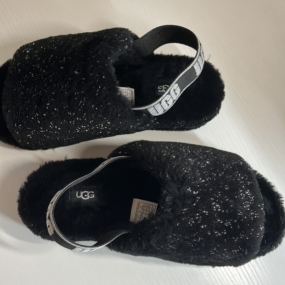 New, Ugg slippers. - Picture 3 of 4